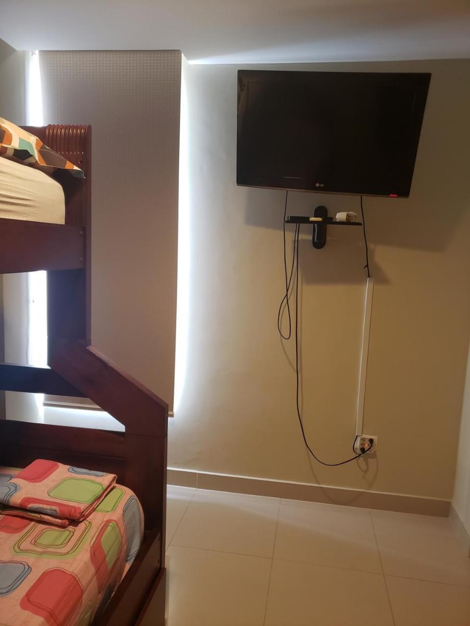 Ocean Club Apartment *