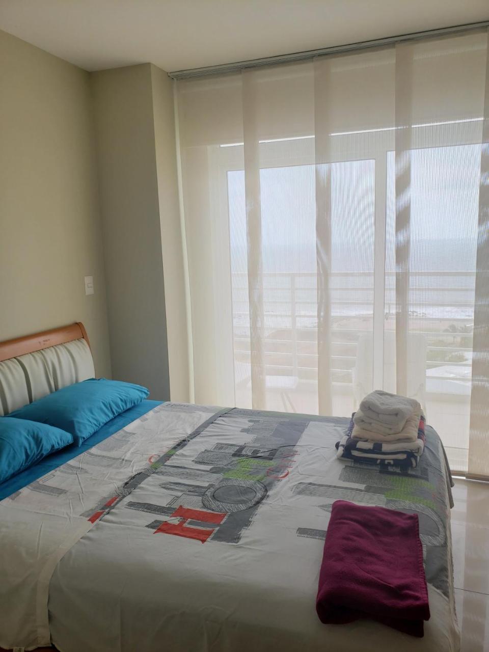 Ocean Club Apartment Playas